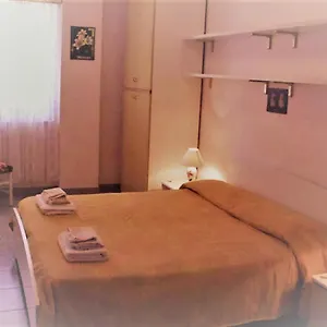 Appartamento Bilocale Sul Lungomare Di Marechiaro Holiday, Cefalù